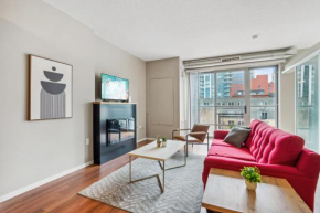 CozySuites Mill District with pool, gym # 10